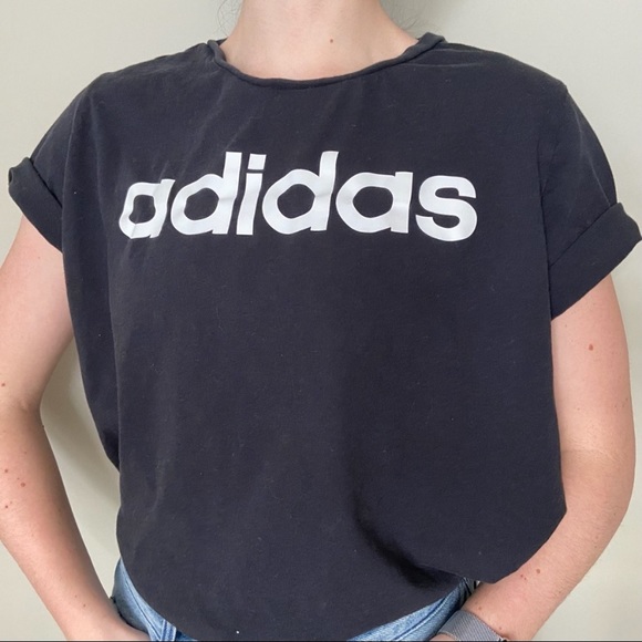 Black ADIDAS Vintage top - Picture 2 of 5